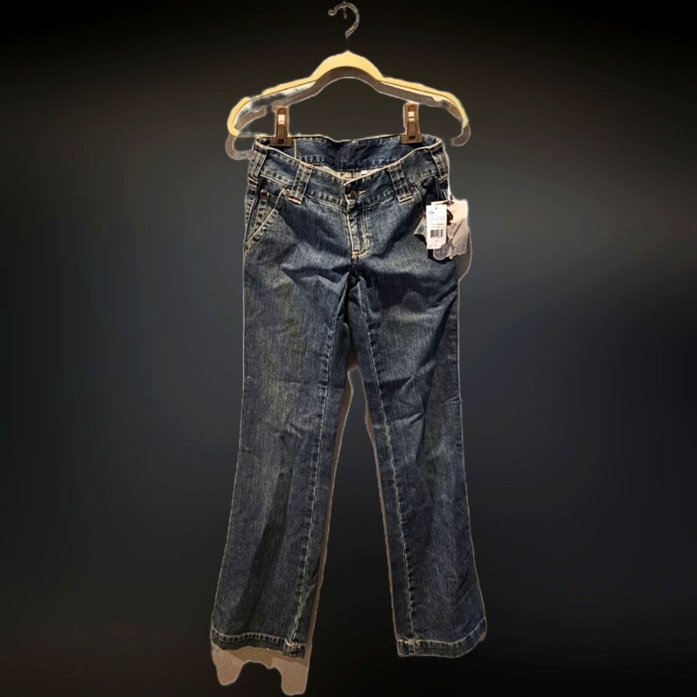 Jeans skater style 7 nwt. Junior